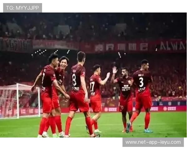 上海海港新赛季备战，外援阵容引发热议